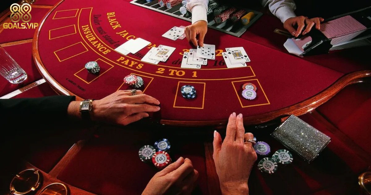 Nhóm Kéo Baccarat Là Gì? Cách Hoạt Động Ngay Tại 88Goals 3 Lợi ích khi tham gia nhóm kéo baccarat là gì?